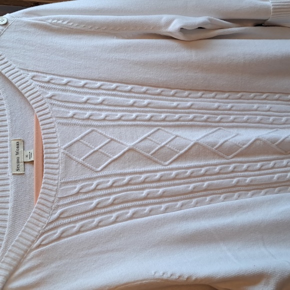 Studio Works size XL white cable knit 3/4 sleeves w button up cuffs sweater - Picture 3 of 6